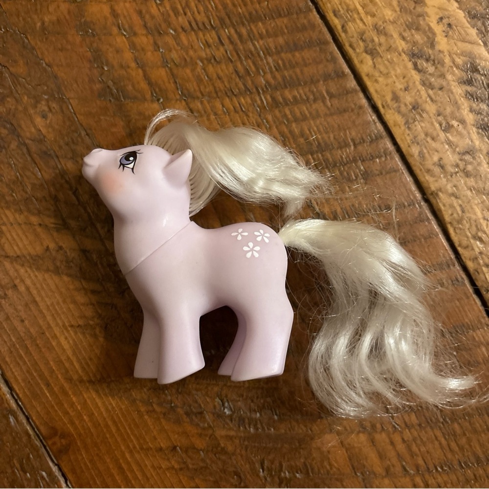 My Little Pony 40th Anniversary Blossom Vintage Pony by Hasbro